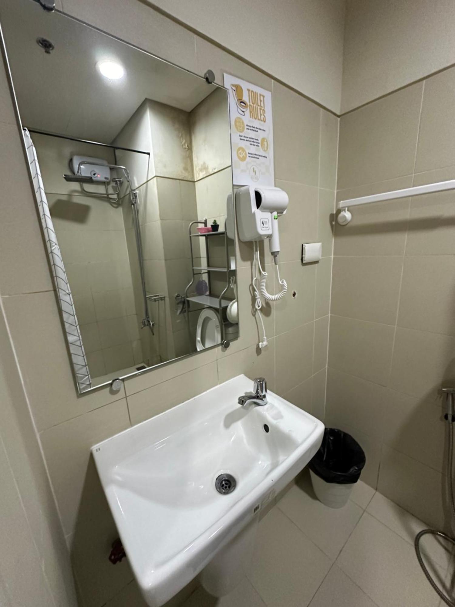Aparthotel Away From - S Residences Tower 1 *